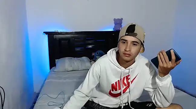 abrahamm 256 online show from February 27, 2025, 3:04 am