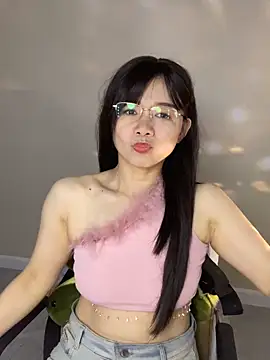 xiaowang0523 online show from March 22, 2025, 6:11 am