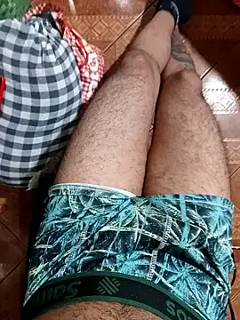 Poptrezegostoso online show from October 21, 2025, 11:27 pm