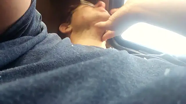 dylanroberts1995 online show from May 20, 2026, 10:54 am