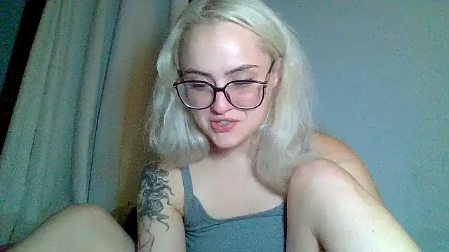 Snapshot of sluttypumpkin chatting on July 12, 2026, 10:06 am sluttypumpkin online show from July 12, 2026, 10:06 am
