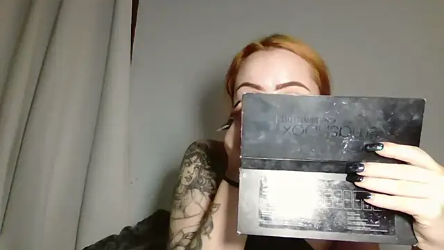 Snapshot of sluttypumpkin chatting on July 18, 2026, 1:32 am sluttypumpkin online show from July 18, 2026, 1:32 am