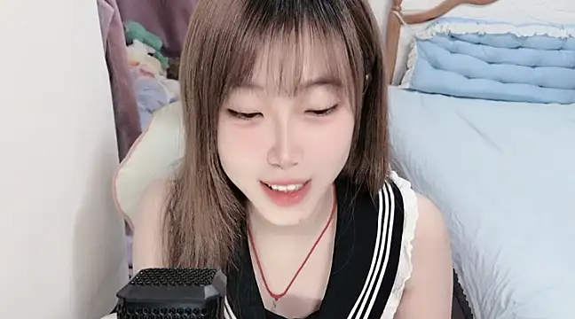 vivian-vv online show from March 20, 2025, 6:42 pm