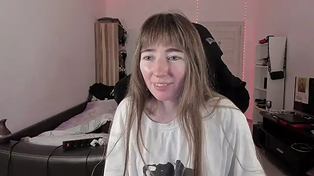 Snapshot of bekkawell chatting on September 10, 2025, 3:23 pm bekkawell online show from September 10, 2025, 3:23 pm