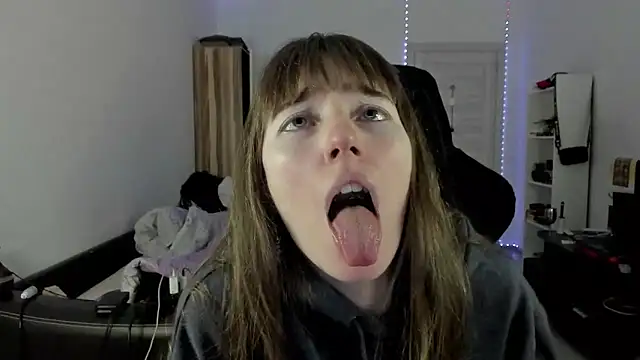 Snapshot of bekkawell chatting on September 20, 2025, 5:14 pm bekkawell online show from September 20, 2025, 5:14 pm