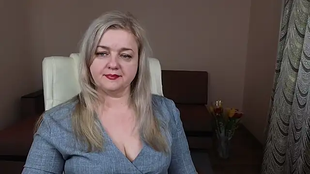 Snapshot of Mary_Mist chatting on March 8, 2025, 4:56 am Mary Mist online show from March 8, 2025, 4:56 am