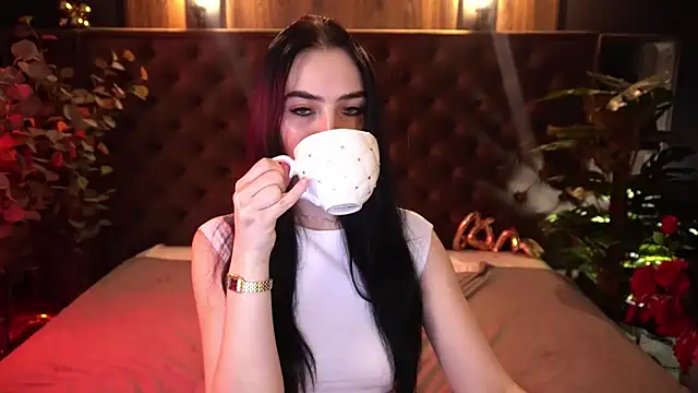 Snapshot of WildKittenX_ chatting on February 28, 2026, 1:45 pm WildKittenX online show from February 28, 2026, 1:45 pm