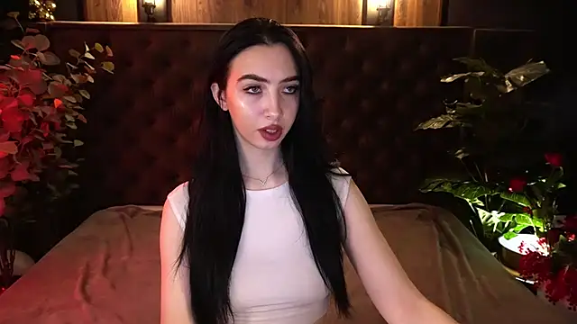 Snapshot of WildKittenX_ chatting on March 19, 2026, 6:39 am WildKittenX online show from March 19, 2026, 6:39 am