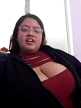 Tefany Smith online show from September 28, 2025, 4:56 pm