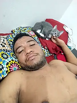 Snapshot of Negrofuerte2 chatting on March 19, 2025, 1:51 pm Negrofuerte2 online show from March 19, 2025, 1:51 pm