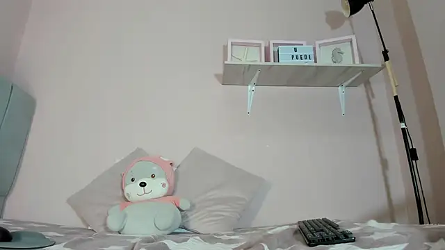 mary cute9 online show from November 3, 2025, 12:39 pm