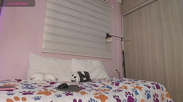 mary cute9 online show from December 17, 2025, 1:50 pm