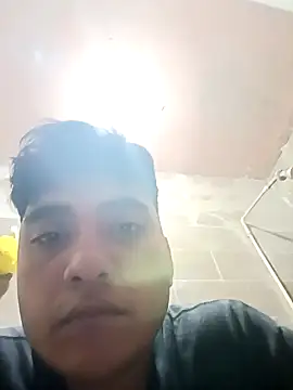 Snapshot of crisssalazar chatting on March 18, 2025, 10:46 am crisssalazar online show from March 18, 2025, 10:46 am