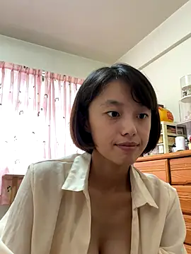 ladypaggy online show from October 23, 2025, 6:34 am