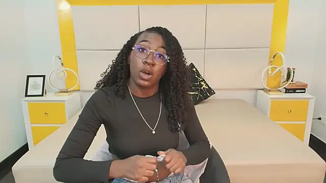 Qeen blackk online show from October 23, 2025, 8:07 pm