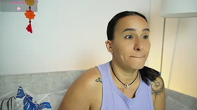 Sara Charmy online show from February 28, 2026, 11:22 am