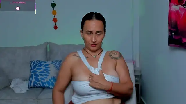 Sara Charmy online show from April 29, 2026, 5:30 pm