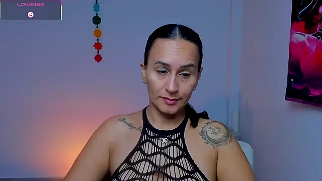 Sara Charmy online show from May 8, 2026, 11:04 am