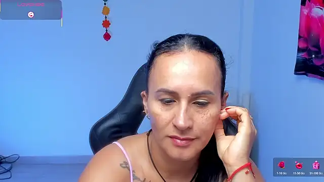 Sara Charmy online show from May 18, 2026, 11:16 am