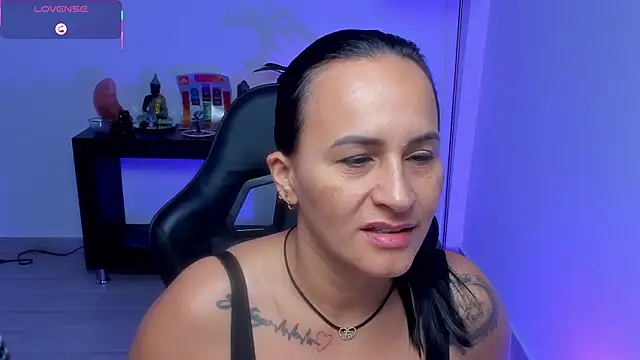 Sara Charmy online show from July 2, 2026, 11:27 am