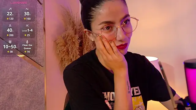 Angell-Bell- online show from March 18, 2025, 4:15 pm