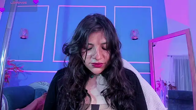 TaraTaylorr online show from November 5, 2025, 2:11 am