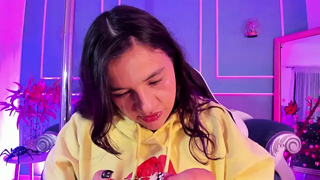 Snapshot of TaraTaylorr chatting on February 22, 2026, 3:07 am TaraTaylorr online show from February 22, 2026, 3:07 am