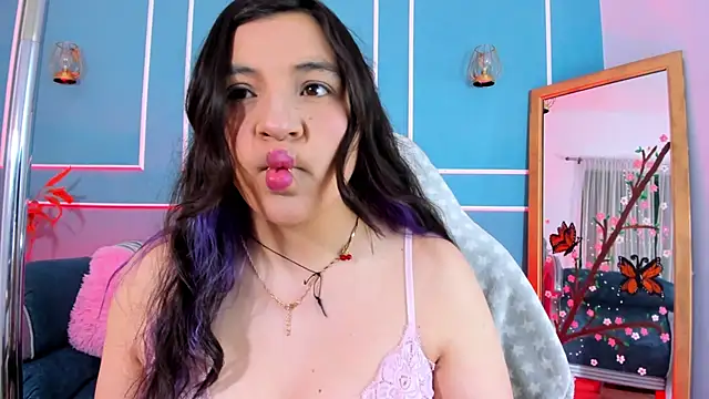 Snapshot of TaraTaylorr chatting on March 8, 2026, 7:28 pm TaraTaylorr online show from March 8, 2026, 7:28 pm