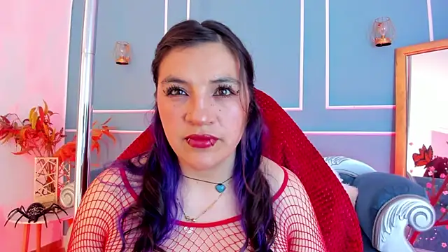 TaraTaylorr online show from April 30, 2026, 3:02 am