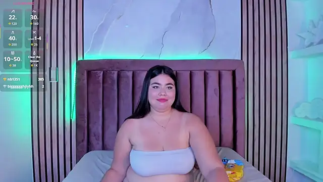 Snapshot of MadissonLee__ chatting on September 25, 2025, 10:24 pm MadissonLee   online show from September 25, 2025, 10:24 pm