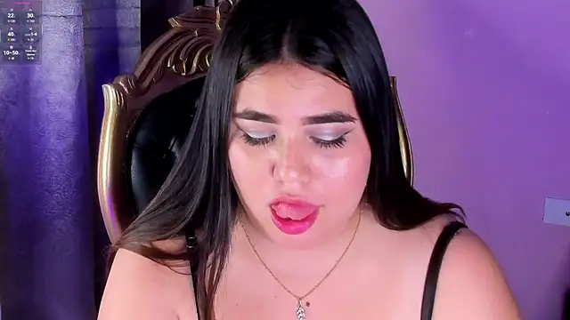 Snapshot of MadissonLee__ chatting on October 14, 2025, 7:14 pm MadissonLee   online show from October 14, 2025, 7:14 pm