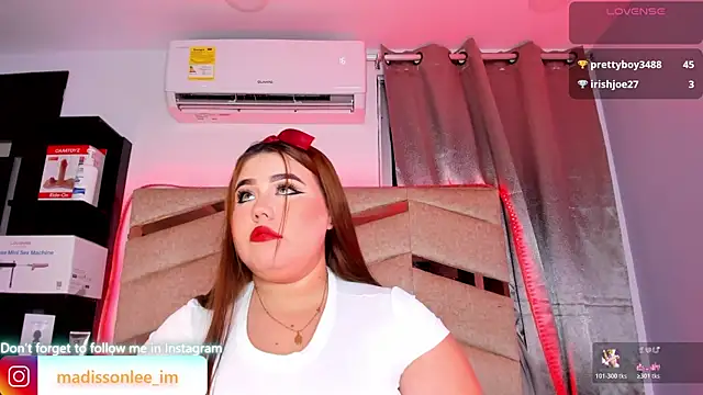 MadissonLee   online show from June 13, 2026, 10:18 pm