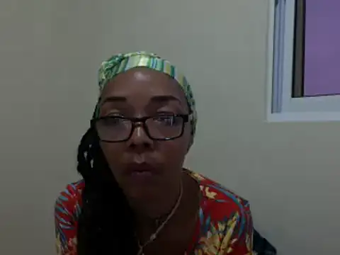 Ladyzee25 online show from July 28, 2026, 11:37 pm