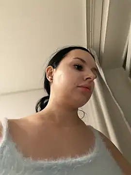 Snapshot of Miss_Vic chatting on November 30, 2025, 12:42 pm Miss Vic online show from November 30, 2025, 12:42 pm