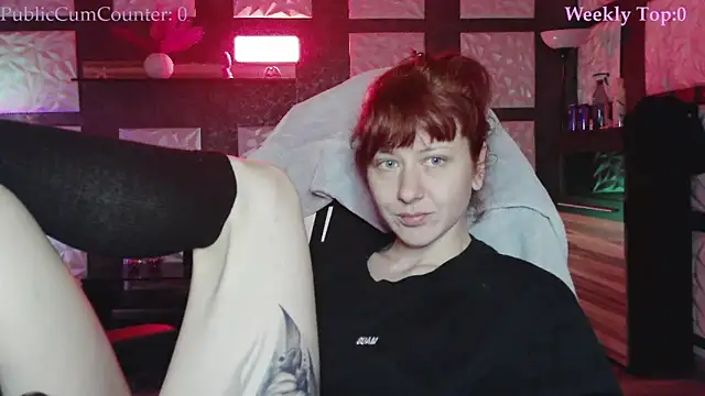 SweetSeraphine online show from February 10, 2026, 7:01 am