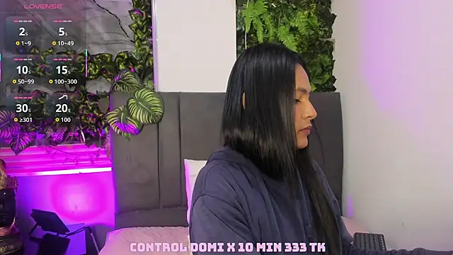 Fernanda liie  online show from October 29, 2025, 12:29 pm