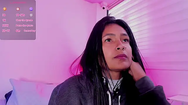 Fernanda liie  online show from May 8, 2026, 12:54 pm