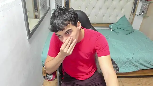 Snapshot of heiker_ chatting on October 4, 2025, 3:04 am heiker  online show from October 4, 2025, 3:04 am