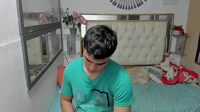 Snapshot of heiker_ chatting on October 29, 2025, 2:47 am heiker  online show from October 29, 2025, 2:47 am