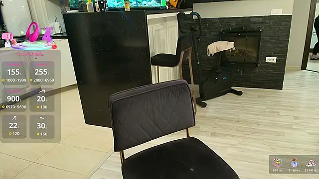 Snapshot of Layla- chatting on March 22, 2026, 3:59 pm Layla- online show from March 22, 2026, 3:59 pm