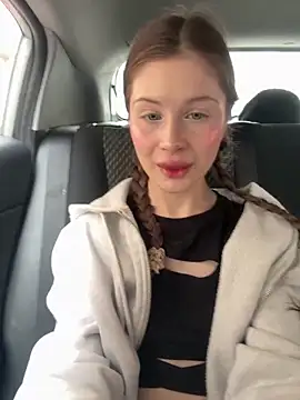 Snapshot of melicious_ chatting on March 16, 2025, 10:44 am melicious online show from March 16, 2025, 10:44 am