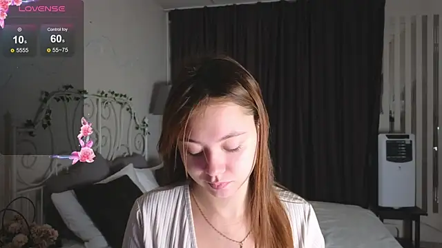 Snapshot of meow_mellie chatting on September 11, 2025, 1:28 am meow mellie online show from September 11, 2025, 1:28 am