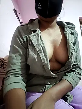 Noghtygirl online show from September 25, 2025, 4:32 pm