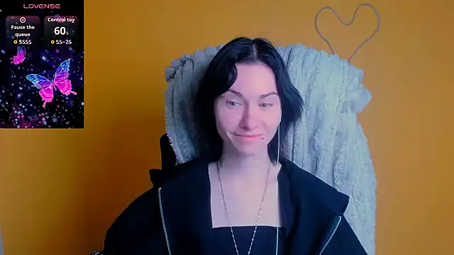 Fiona Night online show from May 3, 2026, 5:24 am