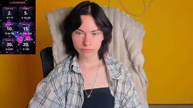 Fiona Night online show from May 6, 2026, 5:14 am