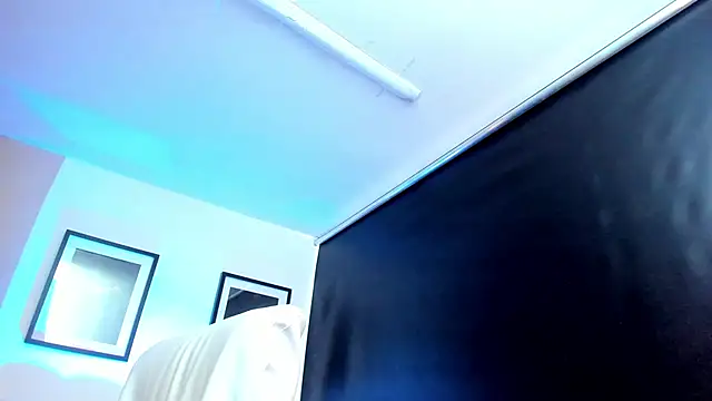 spicy lover1 online show from March 9, 2025, 3:16 pm