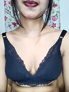 Snapshot of Orna-1 chatting on September 20, 2025, 7:15 pm Orna-1 online show from September 20, 2025, 7:15 pm