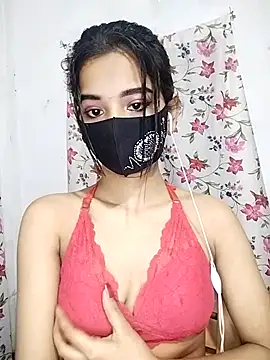 Snapshot of Orna-1 chatting on October 7, 2025, 5:54 pm Orna-1 online show from October 7, 2025, 5:54 pm