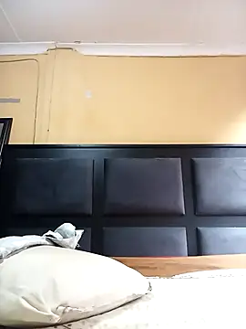 JuicyMilkyTizzy online show from February 28, 2026, 2:29 pm