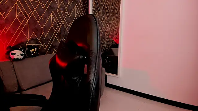 Tahara Romanov online show from February 25, 2026, 3:43 pm